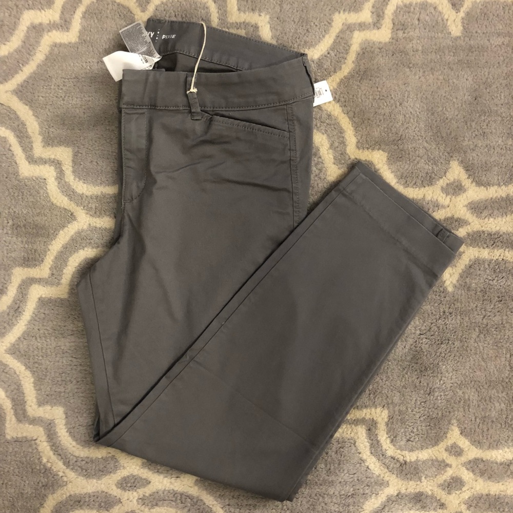 NWT Old Navy Pixie Chinos